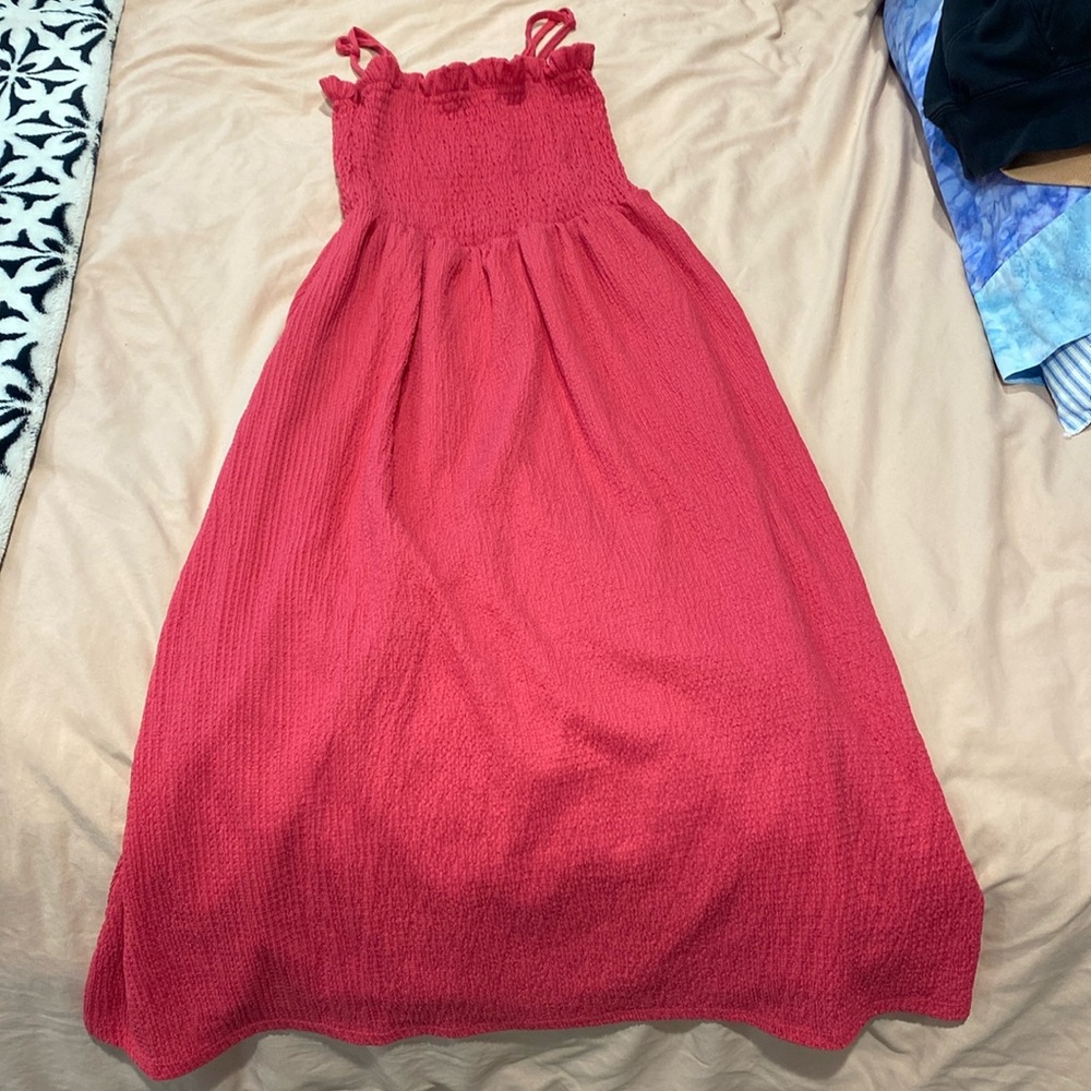 Small pink dress from H&M’s